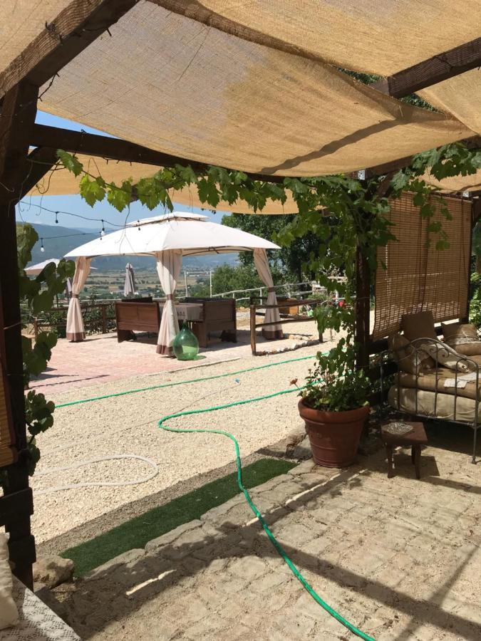 B&B Le Grette Gioia Dei Marsi Exterior foto